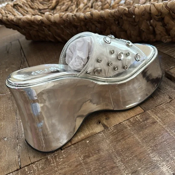 Delia’s Vintage Mirrored Metallic Platform Sandals -NIB Dustbags&Original Box - Picture 5 of 10